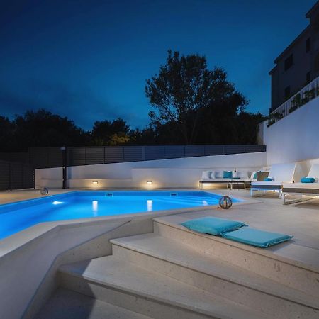 Villa Miholina - With Heated Swimming Pool Trogir Exterior foto