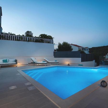Villa Miholina - With Heated Swimming Pool Trogir Exterior foto