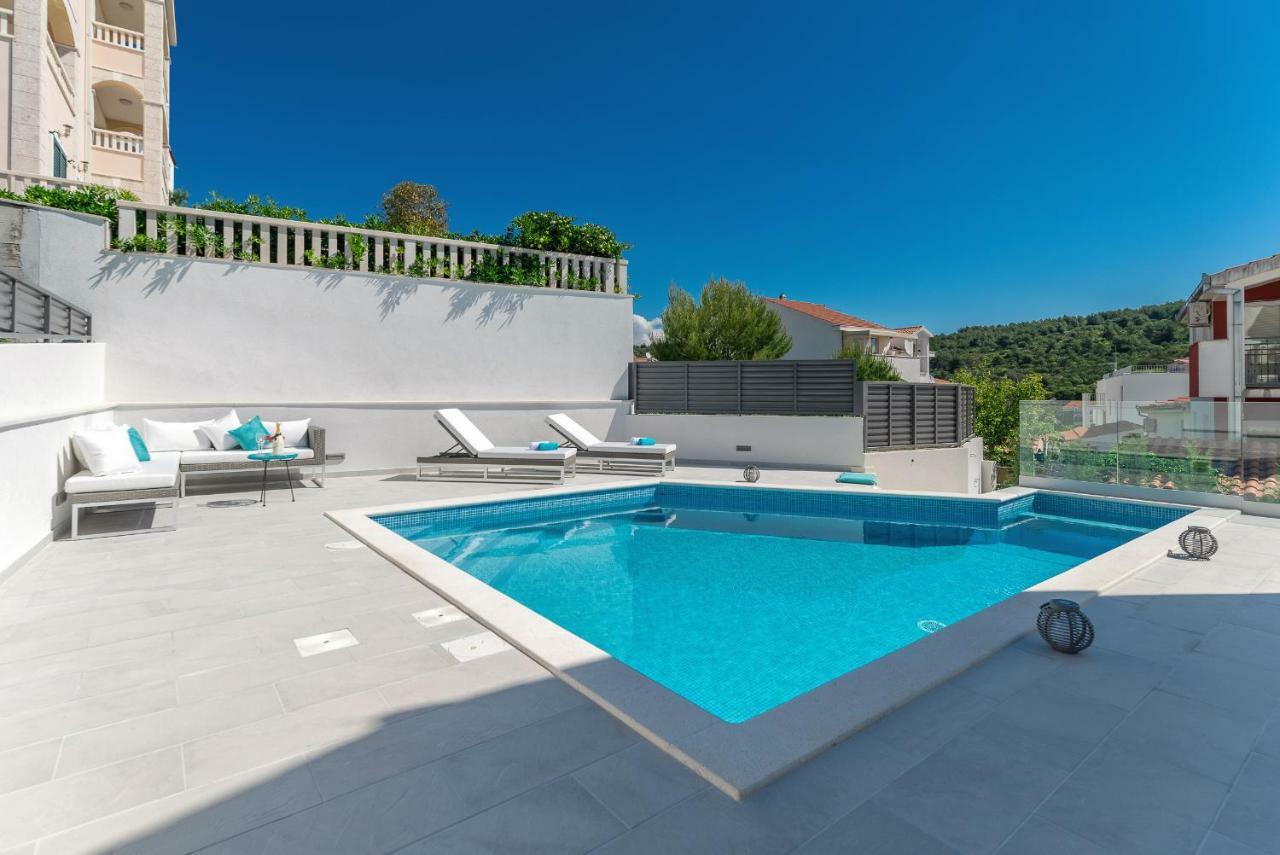 Villa Miholina - With Heated Swimming Pool Trogir Exterior foto