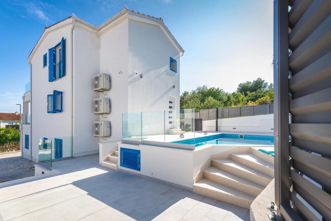 Villa Miholina - With Heated Swimming Pool Trogir Exterior foto